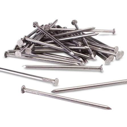 Clavos de acero